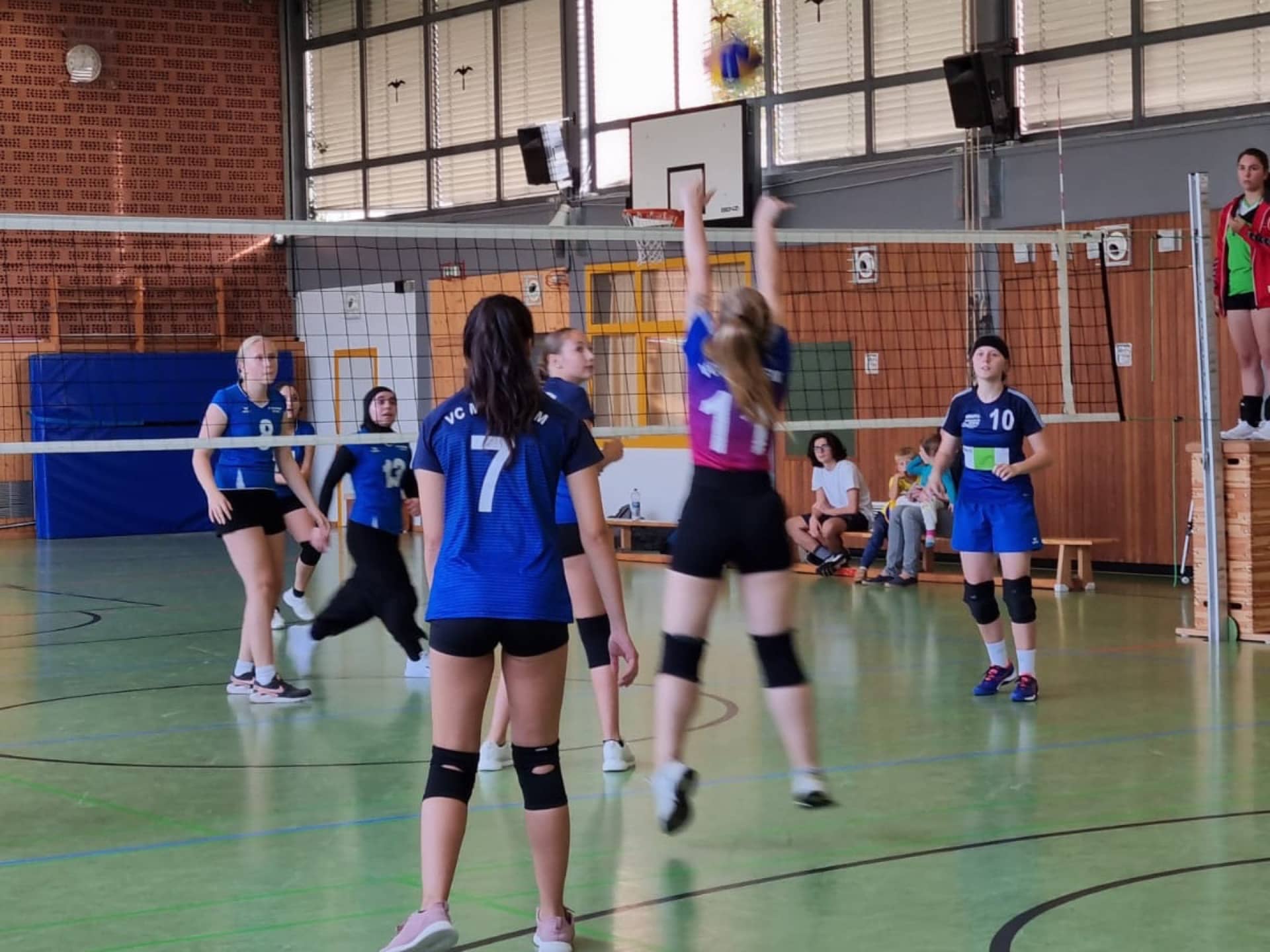 Damen I holen weitere 6 Punkte in Weil