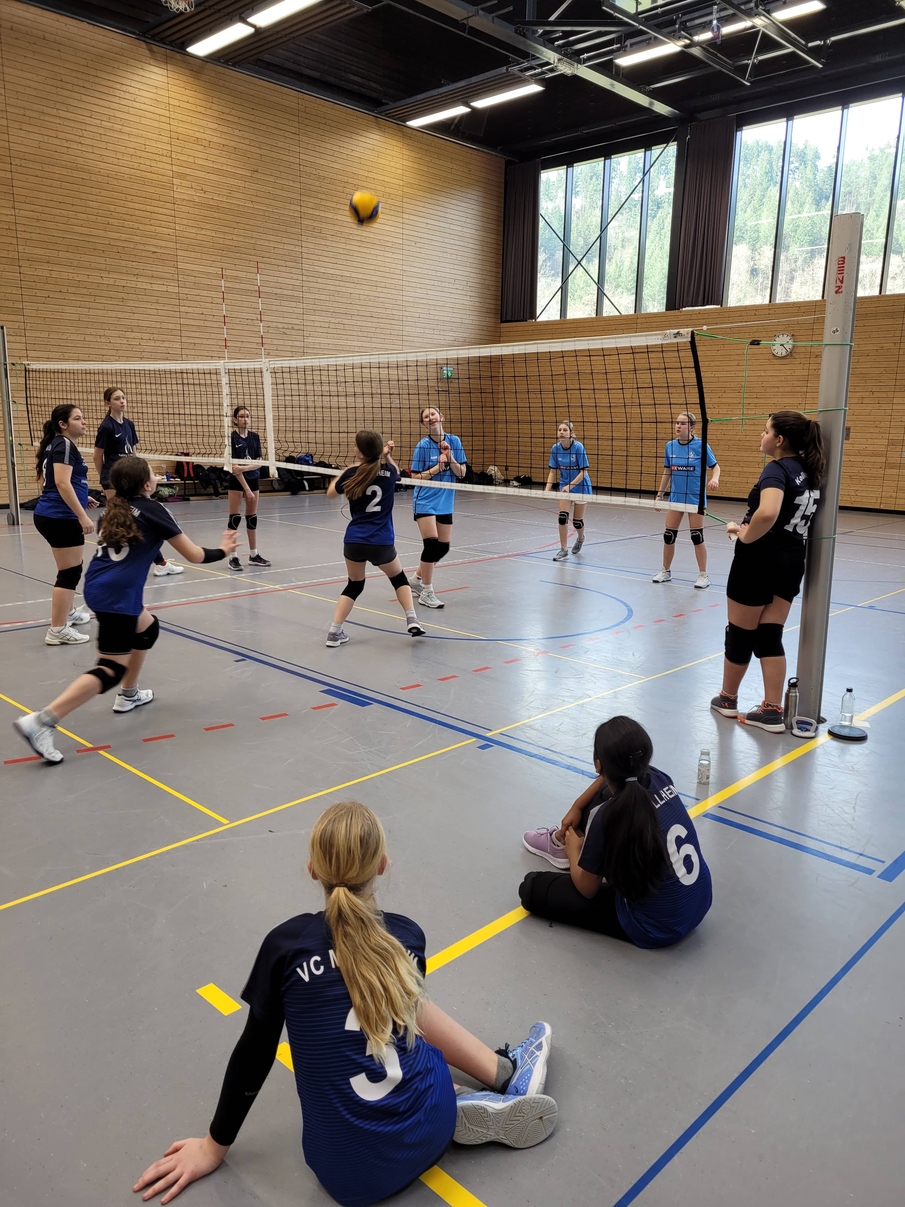 Mädels des MGM bei Jugend trainiert für Olympia Volleyball