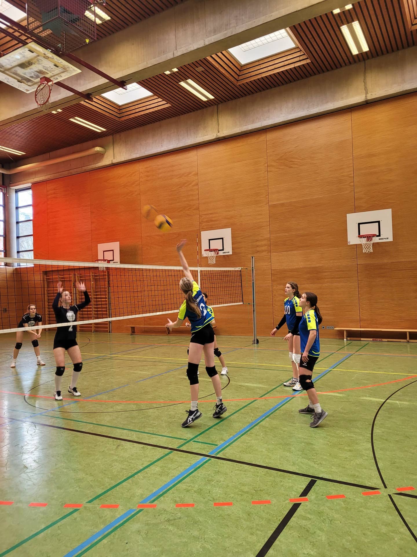Mädels vom MGM wieder eine Runde weiter bei Jugend trainiert!