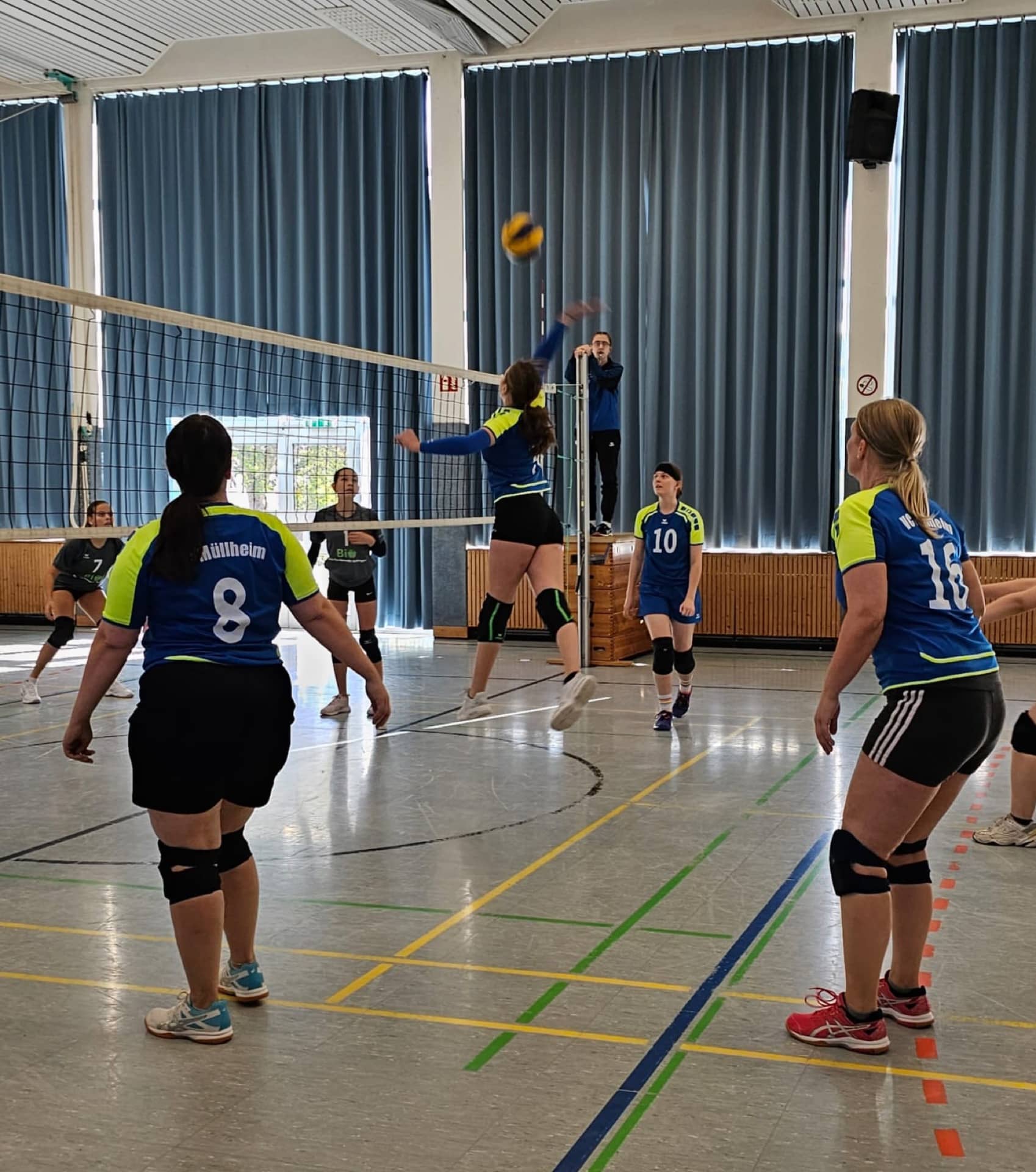 Tabellen Führung für VCM Damen I